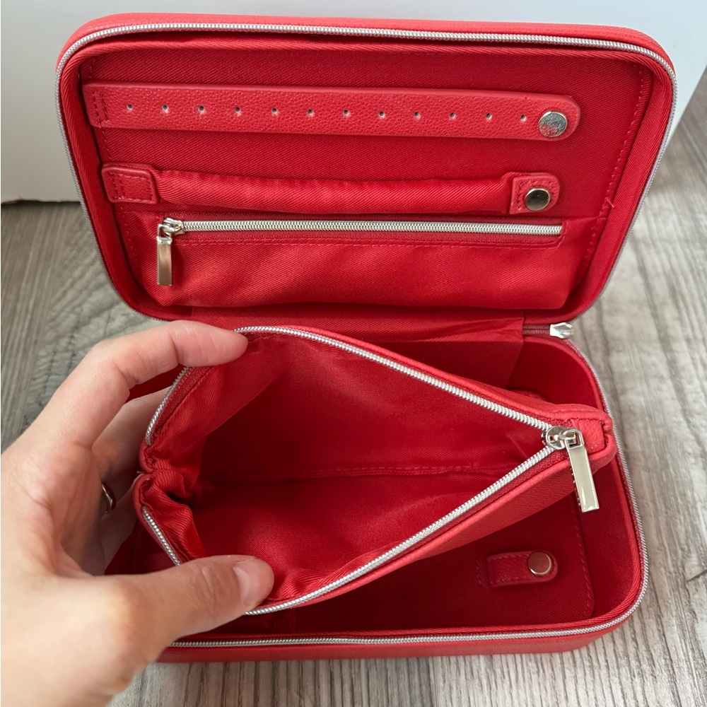 Love & Lore Jewelry Box in Red